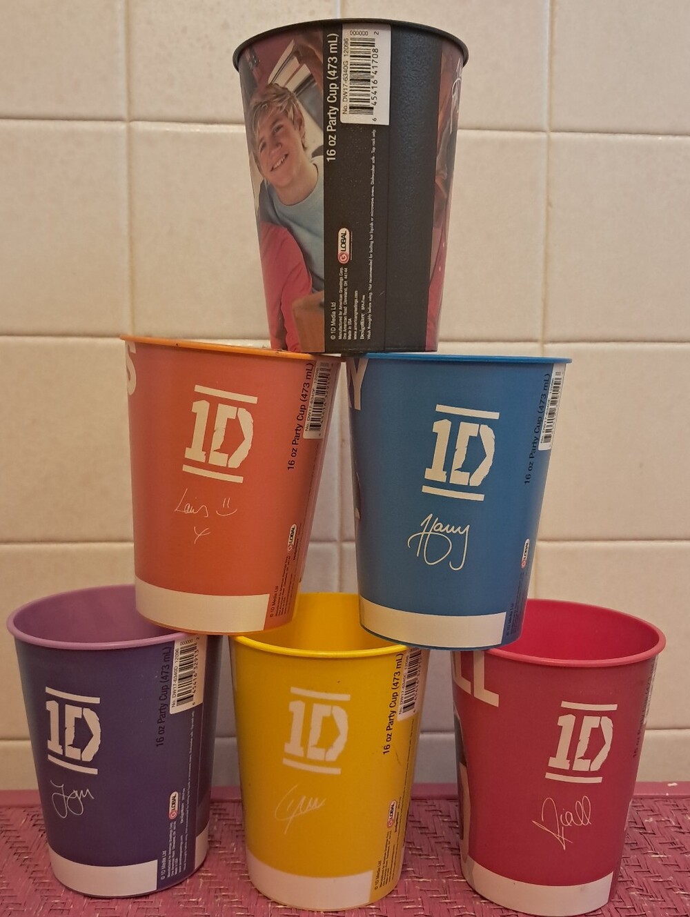 One Direction Cup Set - Picture 2 of 2